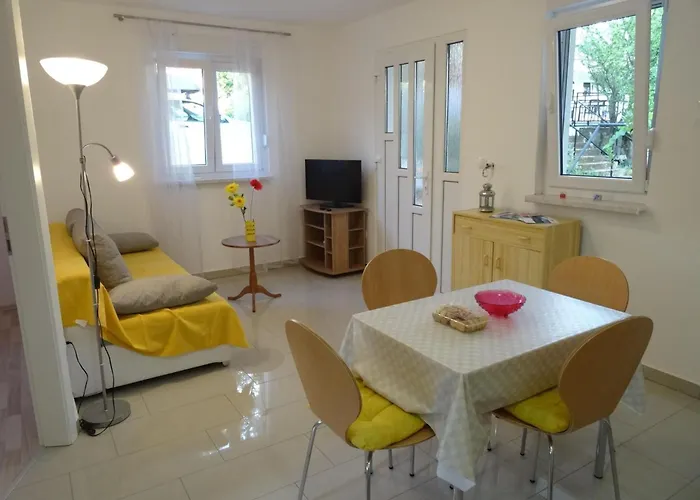 Aquamarine 2 Mit Terrasse By Interhome Apartament *