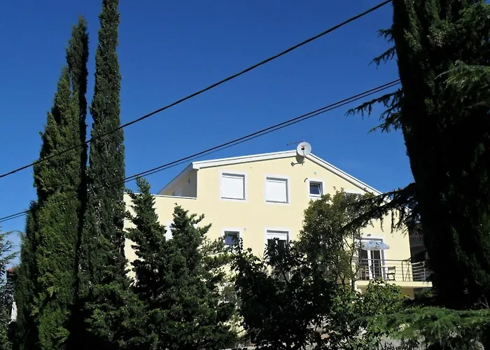 Aquamarine 2 Mit Terrasse By Interhome Selce